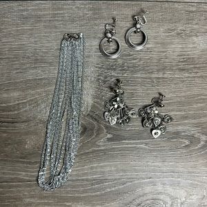 Vintage Choker Necklace & 2 Pairs of Clip-On Earrings